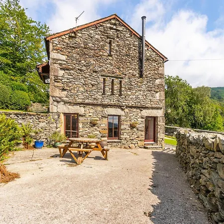 Hart Head House * Rydal